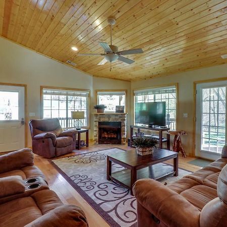 3 Bed 2 Bath Vacation Home In Whittier Екстериор снимка