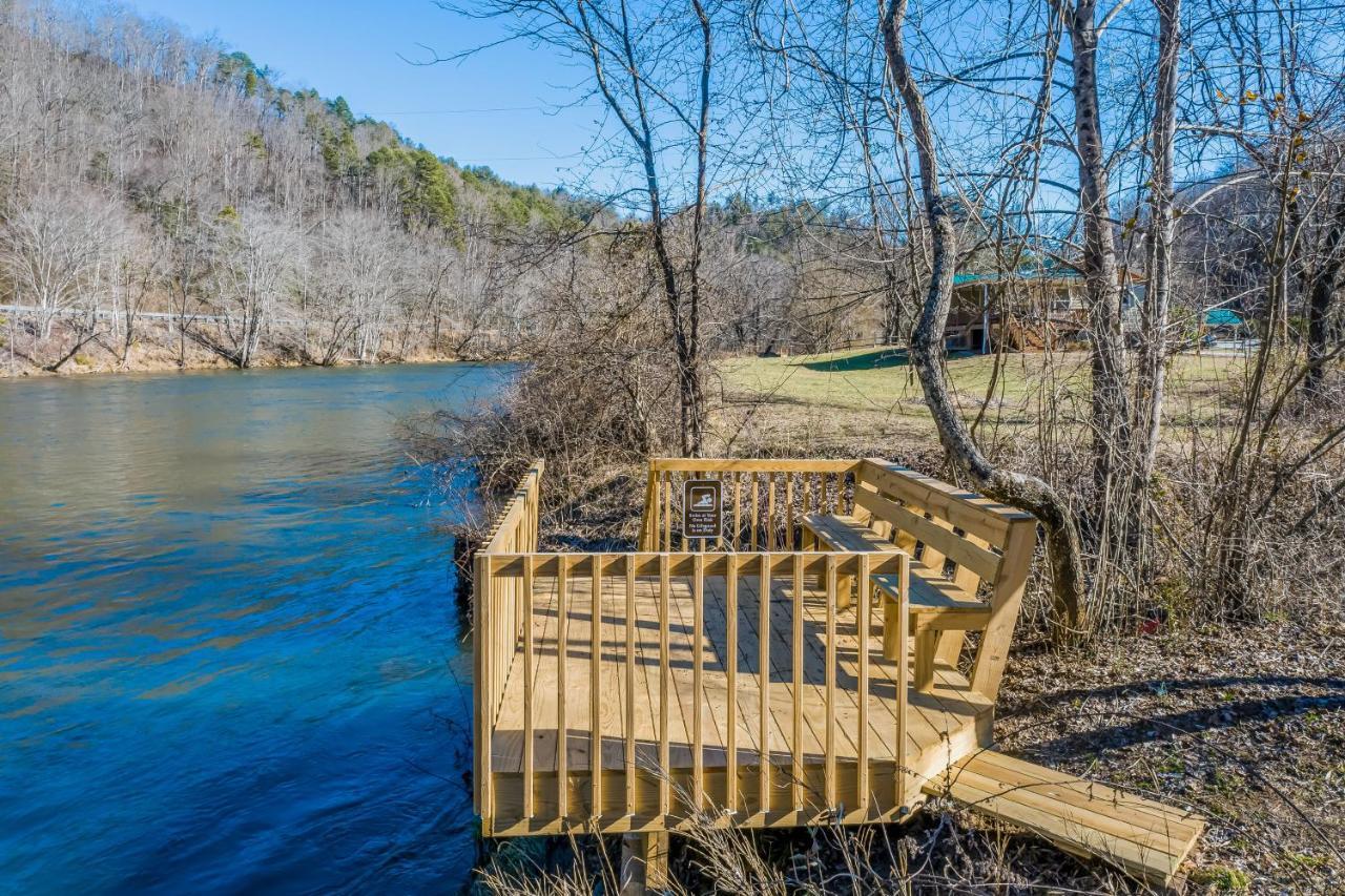 3 Bed 2 Bath Vacation Home In Whittier Екстериор снимка