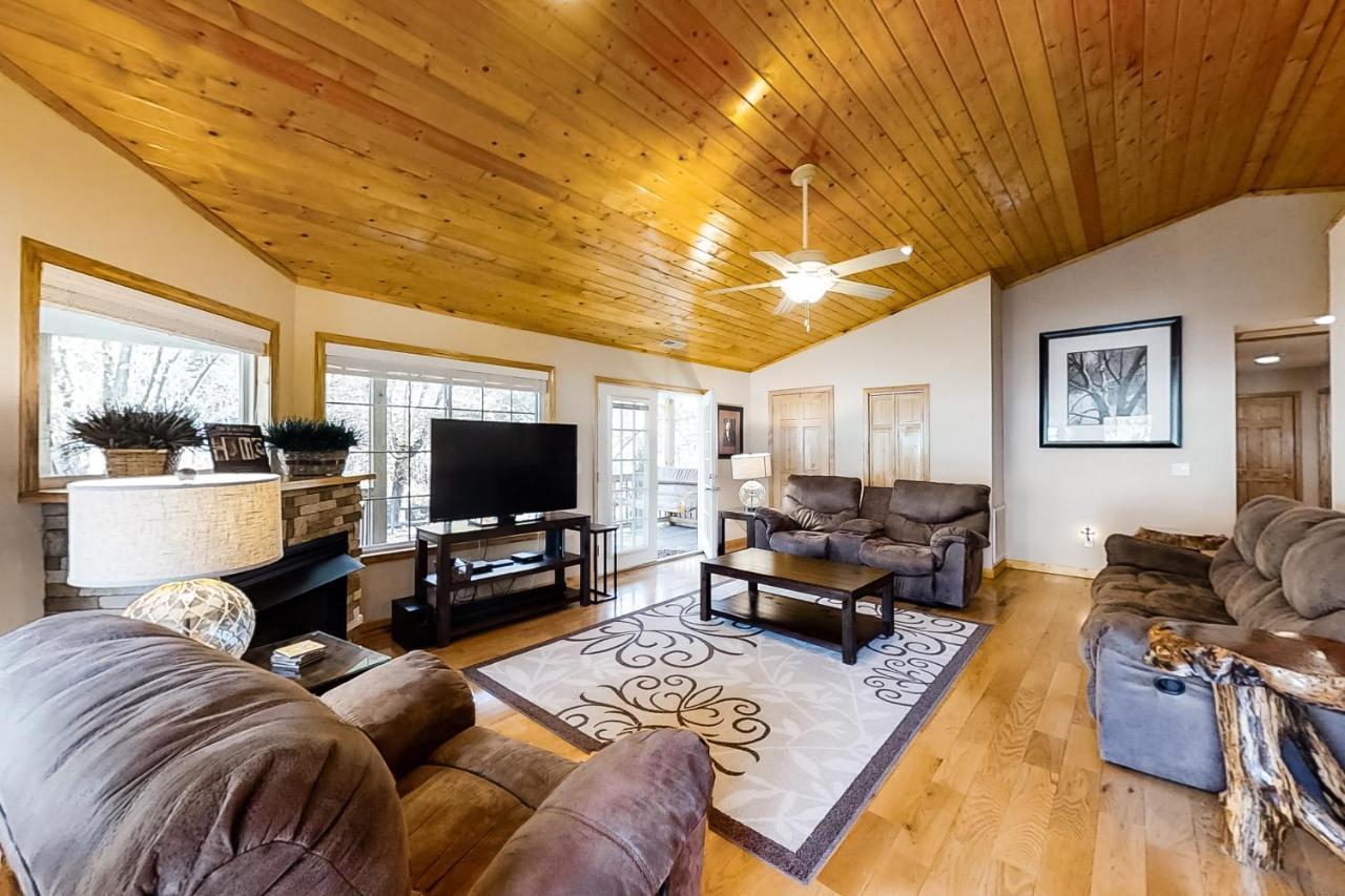 3 Bed 2 Bath Vacation Home In Whittier Екстериор снимка